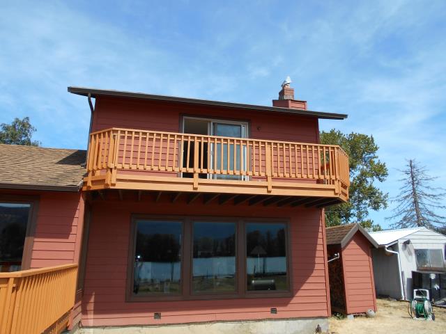 Cathlamet, WA - Our professional installers replaced 10 windows in this cozy Cathlamet home! Cathlamet, WA - Our professional installers replaced 10 windows in this cozy Cathlamet home!