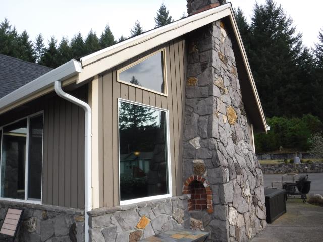 Battle Ground, WA - We did a full home window replacement with 26 units for this beautiful Battle Ground home! Battle Ground, WA - We did a full home window replacement with 26 units for this beautiful Battle Ground home!