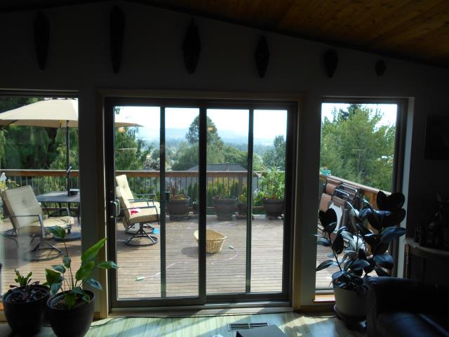 Dundee, OR - Our professional installers replaced 19 windows and 2 patio doors for this darling Dundee home! Dundee, OR - Our professional installers replaced 19 windows and 2 patio doors for this darling Dundee home!