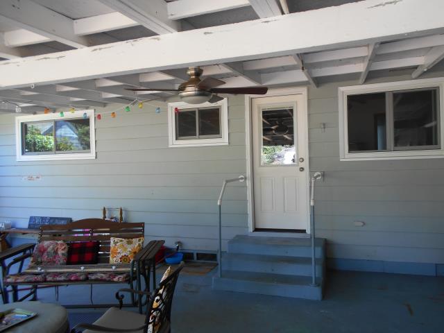 Hillsboro, OR - We installed 9 replacement windows for this lovely home! Hillsboro, OR - We installed 9 replacement windows for this lovely home!