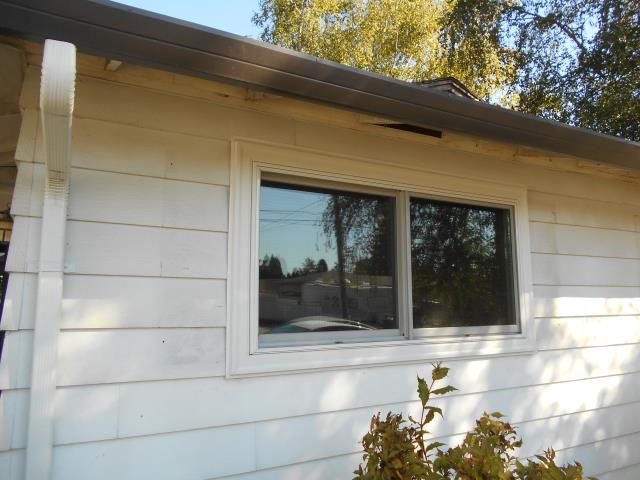 McMinnville, OR - We replaced 7 windows and 1 patio door for this amazing home! McMinnville, OR - We replaced 7 windows and 1 patio door for this amazing home!