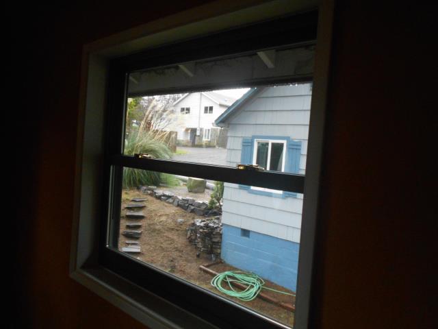 Tillamook, OR - We installed 9 replacement windows for this gorgeous Tillamook home. Tillamook, OR - We installed 9 replacement windows for this gorgeous Tillamook home.