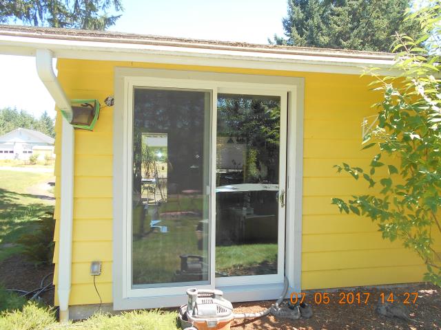 Salem, OR - We replaced 1 beautiful patio door for this amazing Salem house! Salem, OR - We replaced 1 beautiful patio door for this amazing Salem house!