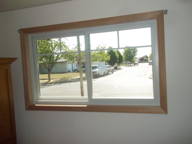 Albany, OR - We installed 6 replacement windows and 1 patio door for this lovely home! Albany, OR - We installed 6 replacement windows and 1 patio door for this lovely home!
