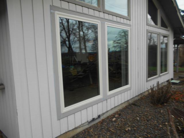 Albany, OR - We installed 4 replacement windows for this lovely home! Albany, OR - We installed 4 replacement windows for this lovely home!