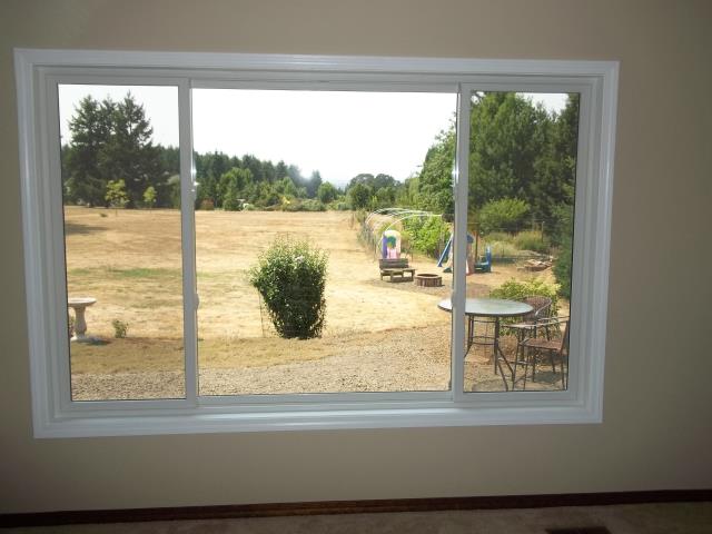 Silverton, OR - We installed 9 replacement windows and a patio door for this sweet house! Silverton, OR - We installed 9 replacement windows and a patio door for this sweet house!