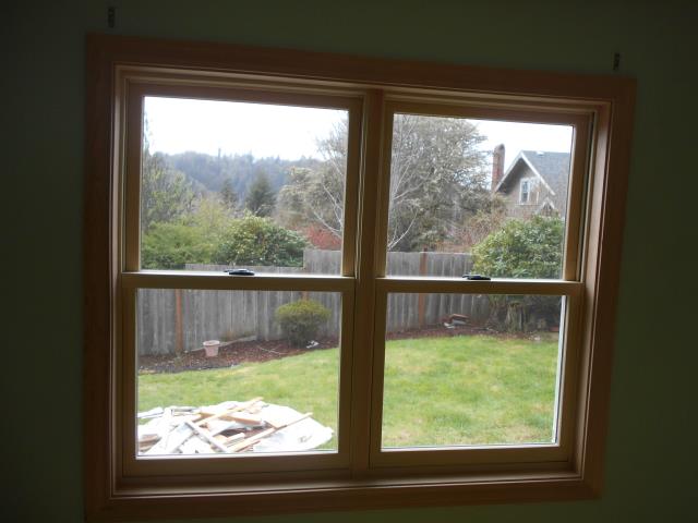 Toledo, OR - We installed 9 replacement windows and 1 patio door for this home! Toledo, OR - We installed 9 replacement windows and 1 patio door for this home!