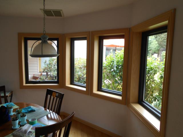 Eugene, OR - We installed 16 replacement windows for this home! Eugene, OR - We installed 16 replacement windows for this home!