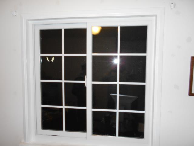 Eugene, OR - We installed 3 replacement windows and 1 patio door in this home! Eugene, OR - We installed 3 replacement windows and 1 patio door in this home!