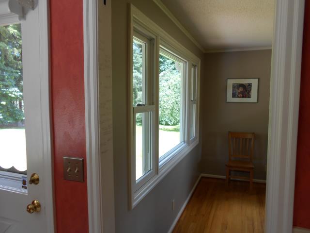 Pleasant Hill, OR - We installed 22 replacement windows for this home! Pleasant Hill, OR - We installed 22 replacement windows for this home!
