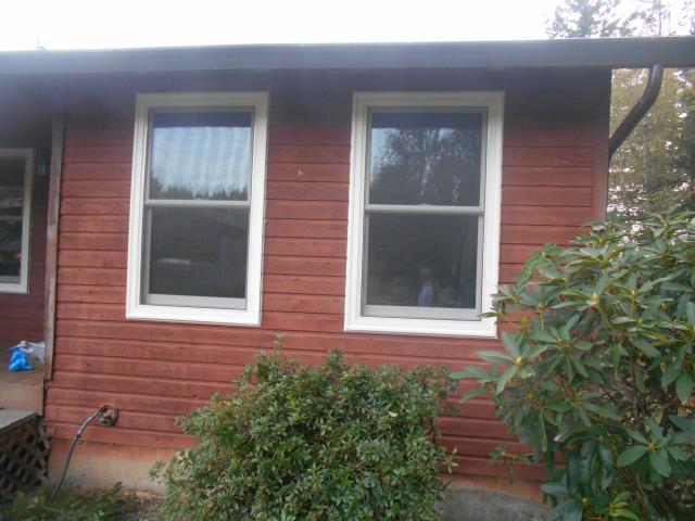 Camas, WA - We installed 13 windows and 2 patio doors for this lovely home in Camas! Camas, WA - We installed 13 windows and 2 patio doors for this lovely home in Camas!