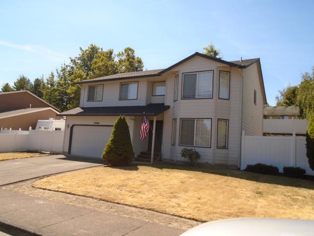 Aloha, OR - We replaced 17 windows in this amazing home! Aloha, OR - We replaced 17 windows in this amazing home!