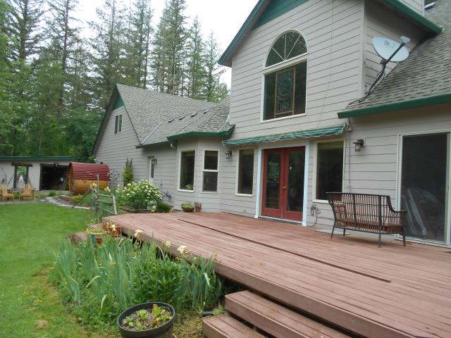 Battle Ground, WA - We installed 4 replacement windows and a new patio door in this Battle Ground home! Battle Ground, WA - We installed 4 replacement windows and a new patio door in this Battle Ground home!