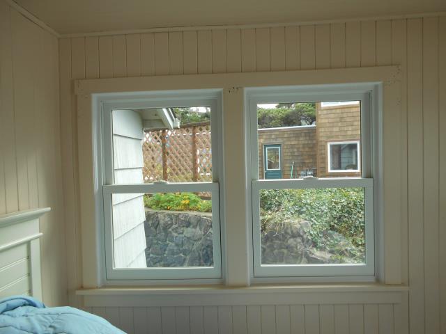 Lincoln City, OR - We installed 24 replacement windows for this amazingly beautiful home on the coast of Lincoln City. Lincoln City, OR - We installed 24 replacement windows for this amazingly beautiful home on the coast of Lincoln City.
