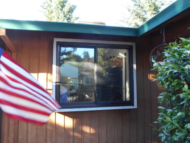Aloha, OR - We installed 10 replacement windows for this gorgeous home! Aloha, OR - We installed 10 replacement windows for this gorgeous home!
