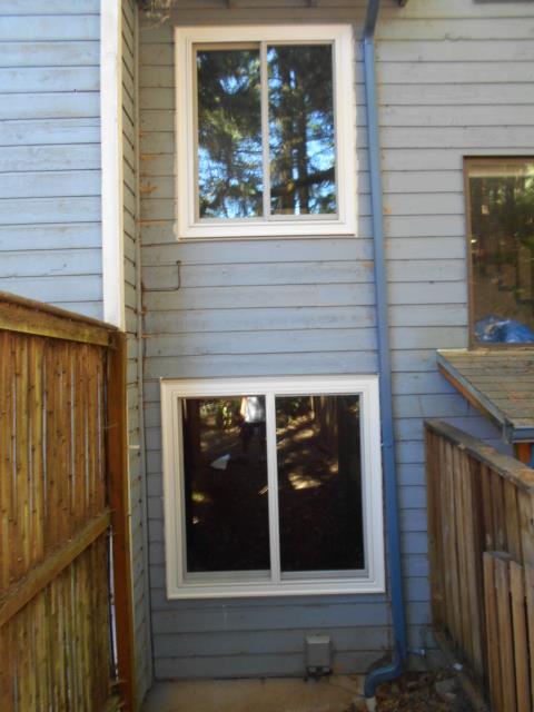 Corvallis, OR - We installed 8 replacement windows and a sliding glass patio door for this beautiful home! Corvallis, OR - We installed 8 replacement windows and a sliding glass patio door for this beautiful home!
