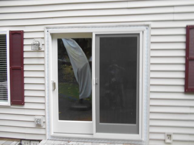 Vancouver, WA - We installed a new replacement patio door for this home! Vancouver, WA - We installed a new replacement patio door for this home!