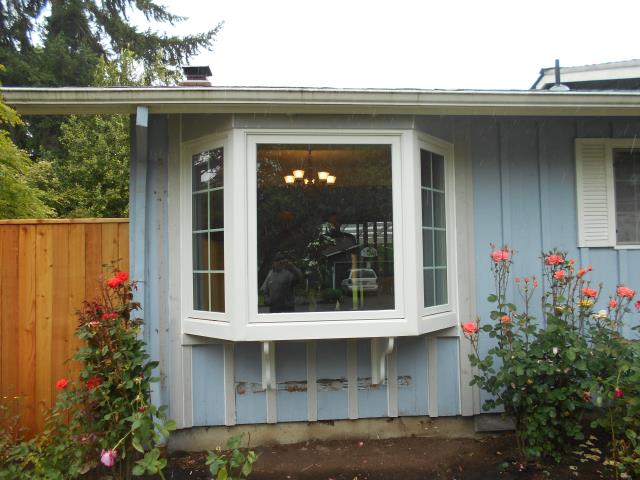 Beaverton, OR - We installed a beautiful new bay window for this home! Beaverton, OR - We installed a beautiful new bay window for this home!
