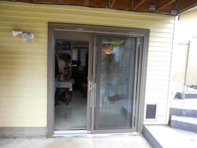Vancouver, WA - We installed a replacement sliding glass door for this home with fine detail in the handle. Vancouver, WA - We installed a replacement sliding glass door for this home with fine detail in the handle.