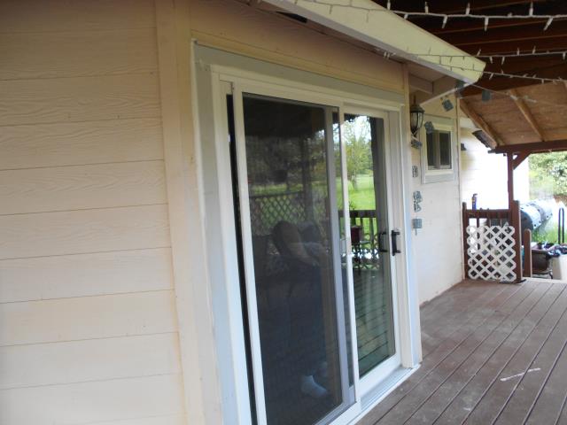 Camas, WA - We installed 12 replacement Renewal by Andersen windows and 1 sliding glass patio door for this wonderful home! Camas, WA - We installed 12 replacement Renewal by Andersen windows and 1 sliding glass patio door for this wonderful home!