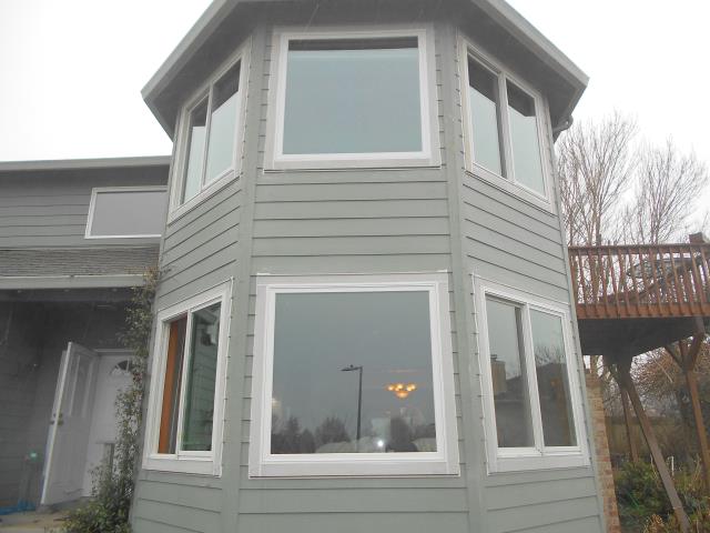 Camas, WA - We installed 11 replacement windows in the picture window style to add some new views to this home! Camas, WA - We installed 11 replacement windows in the picture window style to add some new views to this home!