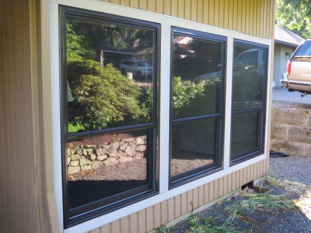 Our Certified installers did a full remodel for this home and we put in 20 replacement windows including a sliding glass patio door for this amazing Tigard home in Oregon! Our Certified installers did a full remodel for this home and we put in 20 replacement windows including a sliding glass patio door for this amazing Tigard home in Oregon!