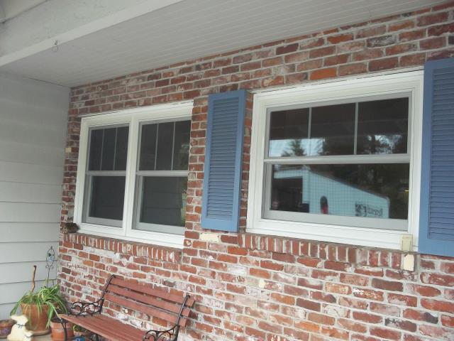 Beaverton, OR - We installed 21 replacement windows and a patio door for this amazing home in Beaverton! Beaverton, OR - We installed 21 replacement windows and a patio door for this amazing home in Beaverton!