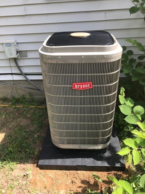 Morgantown, KY - Installed high efficiency Bryant 288 Heat Pump in Morgantown, KY. Replaced a 15 year old York Heat Pump. TVA heat pump financing available / provided through WRECC. Morgantown, KY - Installed high efficiency Bryant 288 Heat Pump in Morgantown, KY. Replaced a 15 year old York Heat Pump. TVA heat pump financing available / provided through WRECC.