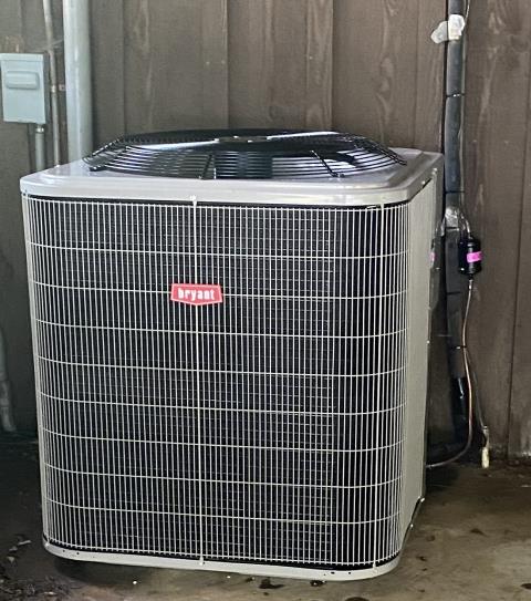 Bowling Green, KY - Bryant 116BNA042 air conditioner replacing an older Lennox air conditioner, newer refrigerant (R410A vs R22), better efficiency, and years of trouble free service! Gra-Tac is Air Conditioning Bowling Green KY since 1976! Bowling Green, KY - Bryant 116BNA042 air conditioner replacing an older Lennox air conditioner, newer refrigerant (R410A vs R22), better efficiency, and years of trouble free service! Gra-Tac is Air Conditioning Bowling Green KY since 1976!