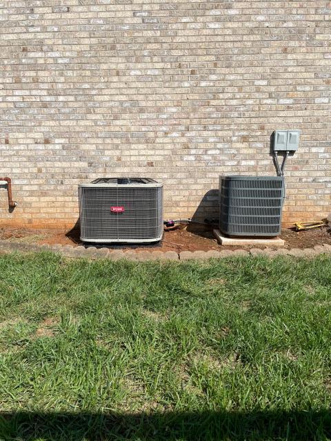 Bowling Green, KY - Replaced the downstairs air conditioner, an old Goodman air conditioner. The new Bryant Air Conditioner will be saving the homeowner money on their utility bills and providing years of trouble free service. Air Conditioning Bowling Green, KY in 2021. Bowling Green, KY - Replaced the downstairs air conditioner, an old Goodman air conditioner. The new Bryant Air Conditioner will be saving the homeowner money on their utility bills and providing years of trouble free service. Air Conditioning Bowling Green, KY in 2021.