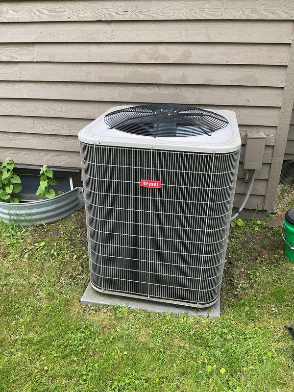 Performed comprehensive seasonal maintenance on 2014 Bryant air conditioning system. Completed full system inspection including refrigerant levels, electrical connections, condenser coil cleaning, and airflow verification. Unit operating within manufacturer specifications with no deficiencies noted.