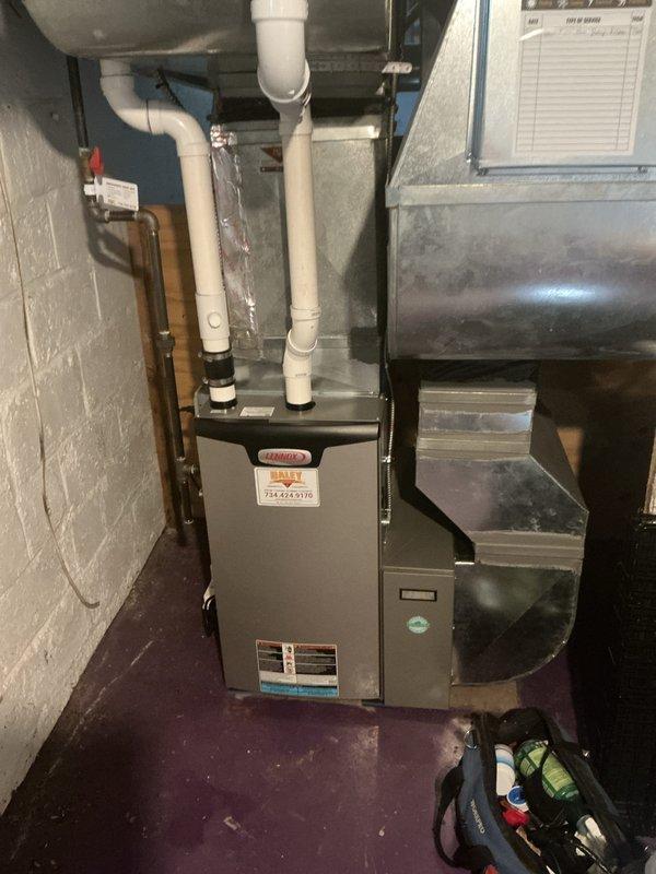 Completed comprehensive tune-up and preventive maintenance on residential multi-zone HVAC system, including air conditioning unit and gas furnace. Performed standard inspection procedures, verified proper operation of all components, and collected payment for annual maintenance renewal agreement.