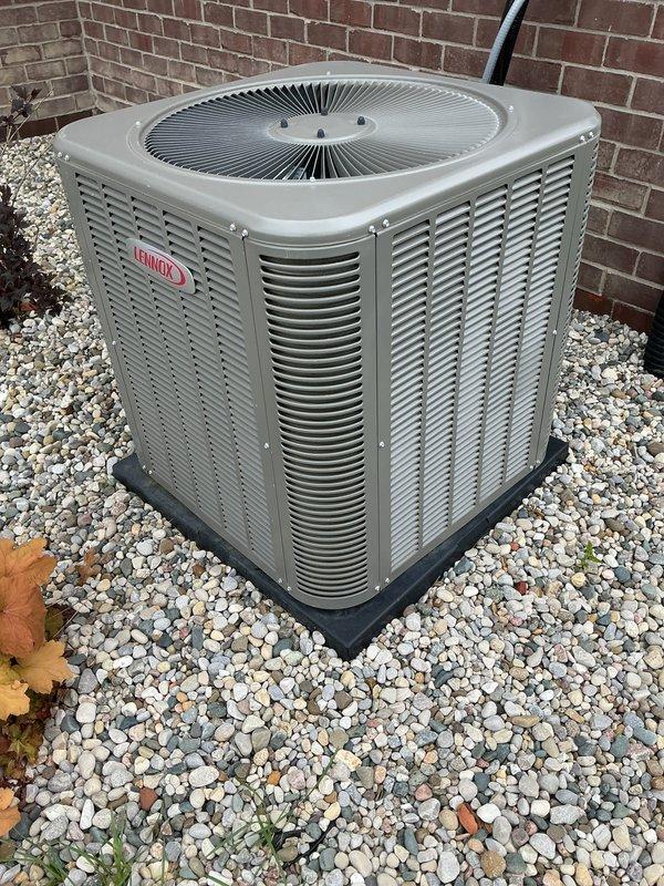 Completed comprehensive air conditioning tune-up on Lennox outdoor condenser unit. Performed standard preventive maintenance procedures including system inspection, cleaning, and operational testing. Collected payment for service renewal and confirmed future appointment scheduling.