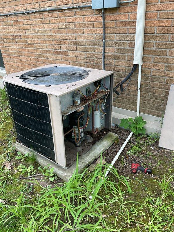 Completed comprehensive air conditioning tune-up and preventive maintenance on older Lennox outdoor condensing unit. Performed standard seasonal maintenance procedures including system inspection, cleaning, and performance verification to ensure proper cooling operation for the upcoming season.