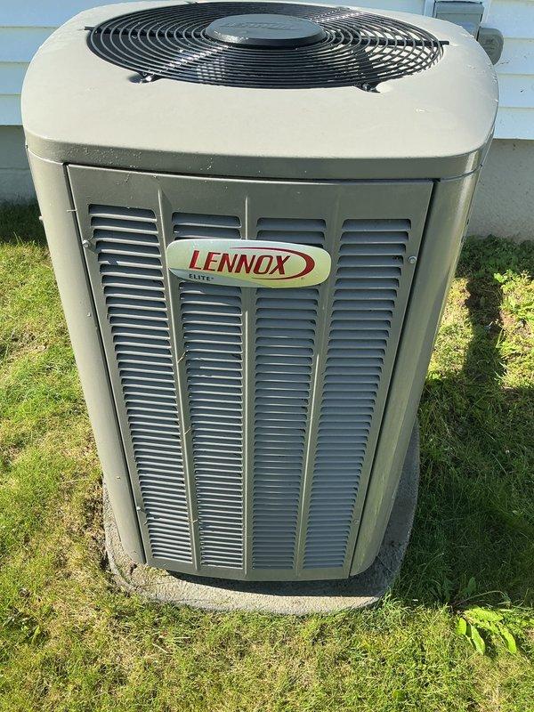 Performed scheduled air conditioning tune-up on Lennox Elite outdoor condensing unit. Completed standard preventive maintenance procedures including system inspection, cleaning, and operational testing to ensure optimal cooling performance for the upcoming season.