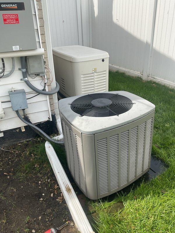 Performed scheduled air conditioning tune-up and preventive maintenance on residential cooling system. Inspected outdoor condenser unit, verified proper operation, checked refrigerant levels, and evaluated air filter condition for replacement needs. All equipment found operating within normal parameters and system returned to full cooling functionality.
