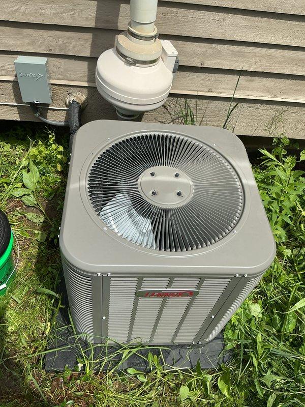 Completed routine air conditioning maintenance on residential condensing unit. Performed standard inspection of outdoor equipment, verified proper operation of condenser fan assembly with radial blade configuration, checked refrigerant levels, inspected electrical connections at disconnect box, and confirmed condensate drainage system functioning correctly. Unit operating within normal parameters upon completion of scheduled maintenance service.