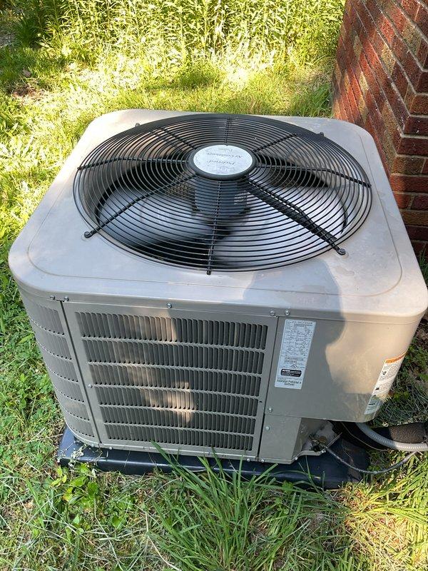 Completed annual air conditioning tune-up on 2018 residential condensing unit. Performed comprehensive system inspection, verified proper refrigerant levels, cleaned condenser coils, checked electrical connections, and confirmed optimal airflow through the unit. All components operating within manufacturer specifications with no issues identified.