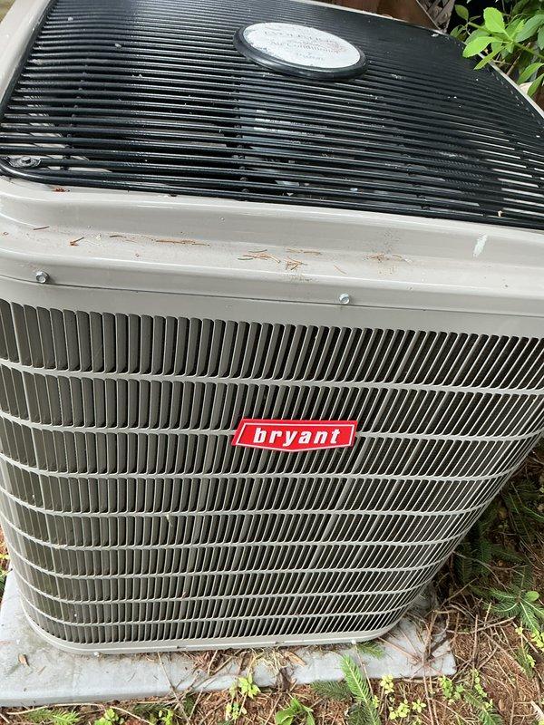 Completed comprehensive air conditioning tune-up on Bryant outdoor condensing unit. Performed standard preventive maintenance procedures including inspection of all major components, cleaning of condenser coils, verification of proper airflow through louvered panels, and operational testing to ensure system cooling performance meets manufacturer specifications.