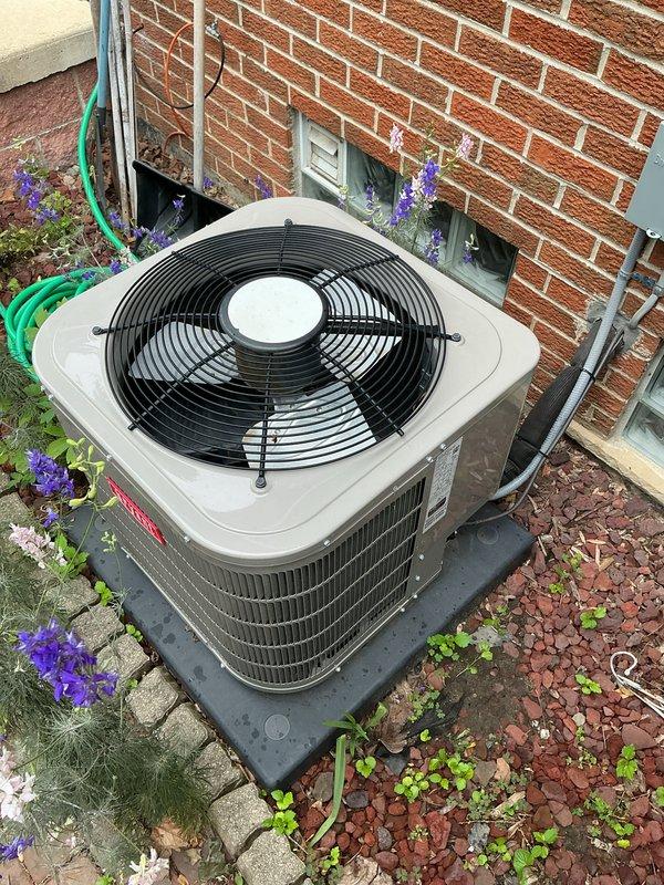 Performed routine AC tune-up maintenance on a 5-year-old outdoor condensing unit. Conducted comprehensive system inspection using digital multimeter to verify electrical parameters, checked refrigerant pressures, cleaned condenser coils, inspected fan operation and protective grille, and confirmed proper unit operation. System found to be functioning within normal specifications with no issues identified or repairs required.