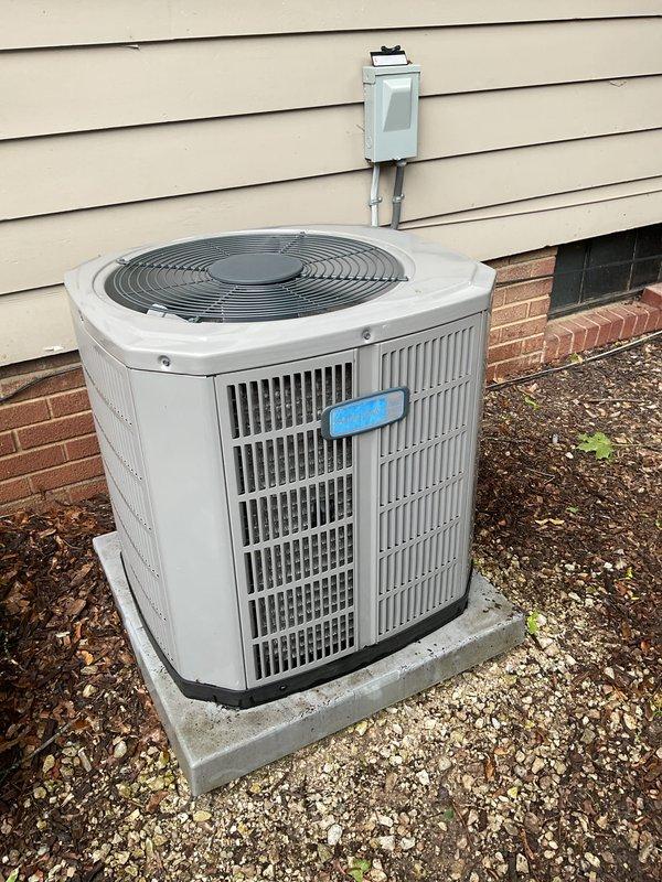 Completed comprehensive air conditioning tune-up and preventive maintenance service on residential cooling system. Performed full system inspection of outdoor condenser unit, verified proper operation of all components, and documented equipment condition with photographic records. Unit found in satisfactory operating condition with no immediate service concerns identified.