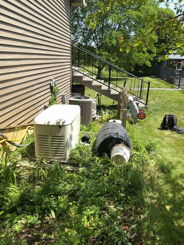 Performed comprehensive AC tune-up on residential split system unit. Completed standard maintenance protocol including inspection of outdoor condenser unit, verification of proper refrigerant levels, cleaning of components, and system performance testing. All equipment found to be operating within normal parameters upon completion of service.