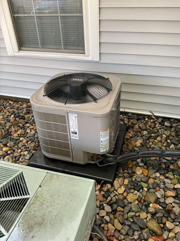 Completed comprehensive annual air conditioning tune-up on 2021 Bryant residential cooling system. Performed standard maintenance protocol including inspection of condenser unit, verification of refrigerant levels, electrical connections testing, and system performance evaluation. Unit operating within manufacturer specifications with no deficiencies noted; collected payment for service agreement renewal and confirmed future maintenance scheduling.