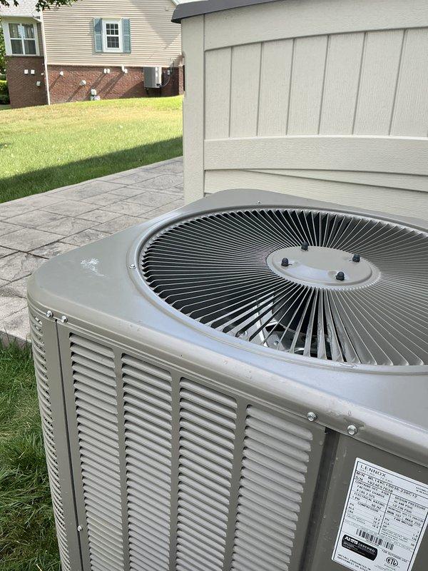 Completed comprehensive air conditioning tune-up on outdoor condensing unit. Performed standard preventive maintenance procedures including inspection of fan assembly, verification of proper operation, and visual assessment of equipment condition. Unit found to be operating normally with no immediate service needs identified.