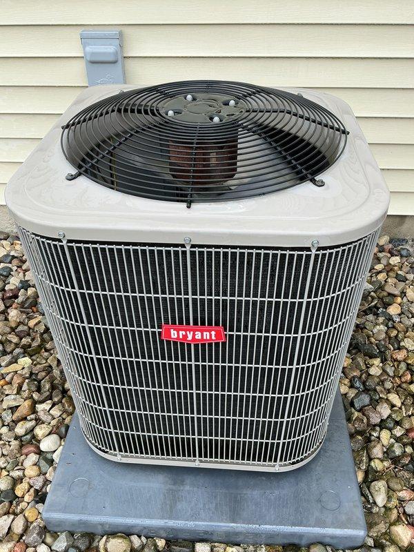 Performed comprehensive preventive maintenance on Bryant residential air conditioning system. Completed full system inspection of outdoor condenser unit, verified proper operation of all components, and confirmed unit is in excellent working condition. Collected payment for annual maintenance renewal to continue service coverage.