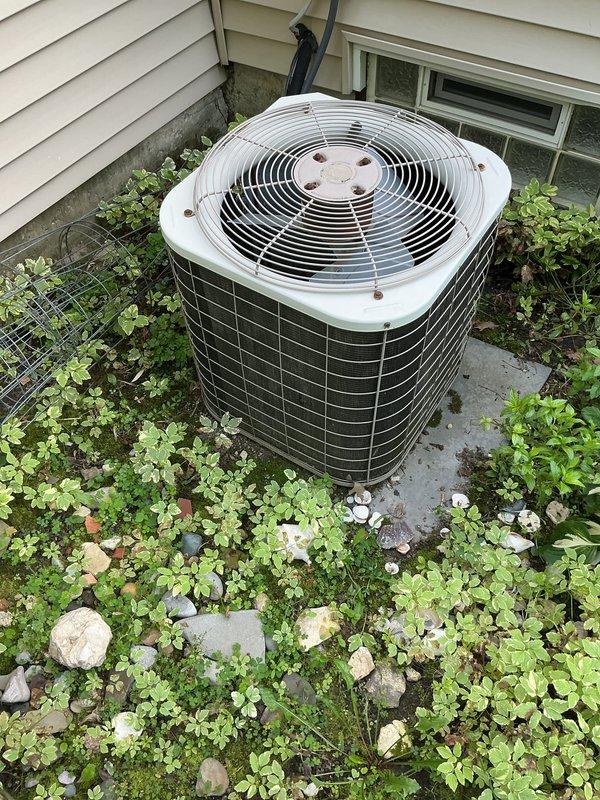 Completed scheduled air conditioning tune-up and preventive maintenance on residential outdoor condenser unit. Performed comprehensive system inspection, checked refrigerant levels, cleaned condenser coils, verified proper fan operation, and tested electrical connections. Unit operating within normal parameters upon completion.