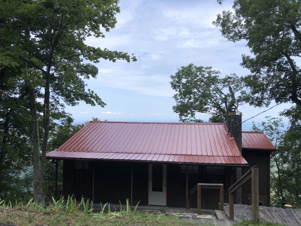 Sevierville, TN - New Metal Roof, Barn Red, 29g Metal Roof, Full Roof Replacement Sevierville, TN - New Metal Roof, Barn Red, 29g Metal Roof, Full Roof Replacement
