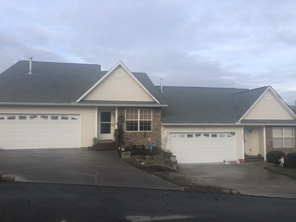 Knoxville, TN - Roof Replacement, New Roofing System, GAF Natural Shadow, Color: Slate , Maryville Roofer , Master Elite Contractor Knoxville, TN - Roof Replacement, New Roofing System, GAF Natural Shadow, Color: Slate , Maryville Roofer , Master Elite Contractor