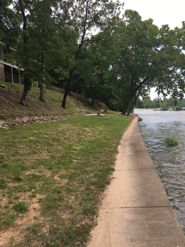 Hardy, AR Spring River Air