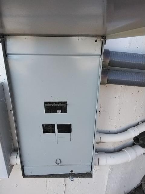 Onsite today in Walsenberg to quote out AC, Furnace, and Duct Cleaning for new clients.
Clients purchased a 3Ton Bosch Heat Pump for heating and cooling to use in-line with heat strips and current electrical Furnace. Will also install a Honeywell T6 Thermostat.
